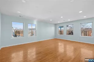 219-221 Clinton Pl, Newark, NJ 07112 - Photo 7