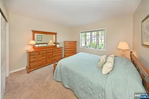 14-01 Floral Ave, Fair Lawn, NJ 07410 - Photo 5