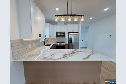 93 Melville Place, Irvington, NJ 07111 - Photo 35