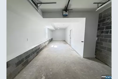 93 Melville Place, Irvington, NJ 07111 - Photo 27