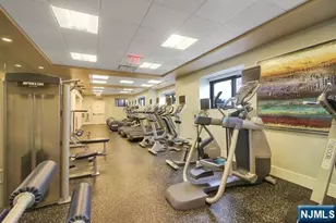 100 Eton Row 302, Weehawken, NJ 07086 - Photo 41