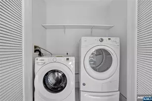 100 Eton Row 302, Weehawken, NJ 07086 - Photo 31