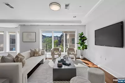 100 Eton Row 302 #302, Weehawken, NJ 07086 - Photo 15
