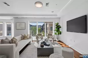100 Eton Row 302, Weehawken, NJ 07086 - Photo 15