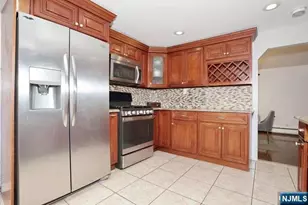 212 Washington Ave, Elmwood Park, NJ 07407 - Photo 11