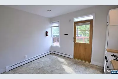 70 Elm Street, Montclair, NJ 07042 - Photo 23