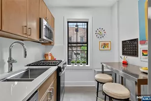 107 Kensington Ave 302, Jersey City, NJ 07304 - Photo 7