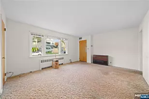 7 Freeman Pl, Nutley, NJ 07110 - Photo 11