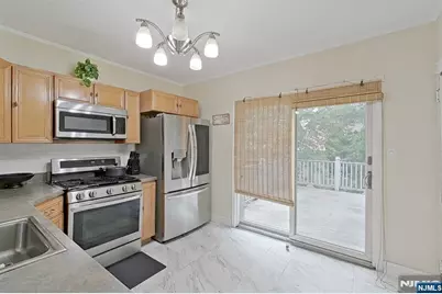 19 Linden Avenue, Belleville, NJ 07109 - Photo 23