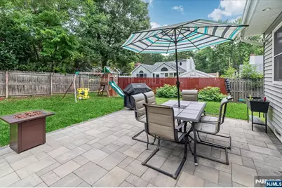 81 Summit Avenue, Butler, NJ 07405 - Photo 19
