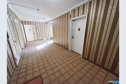 2330 Linwood Avenue 2D #2D, Fort Lee, NJ 07024 - Photo 5