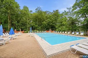 1204 Sycamore Ln, Mahwah, NJ 07430 - Photo 21