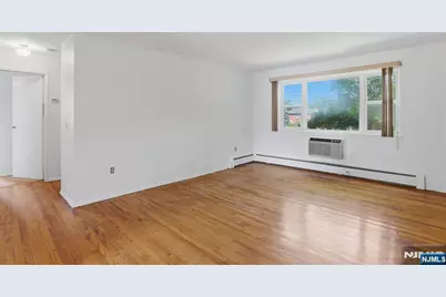 1121 Valley Road A #A, Wayne, NJ 07470 - Photo 7