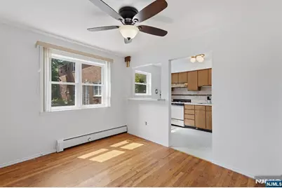 1121 Valley Road A #A, Wayne, NJ 07470 - Photo 3