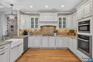 3 Cliff Rd, Wayne, NJ 07470 - Photo 3