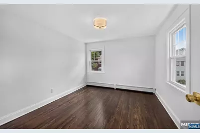 289 Hathaway Street, Wallington, NJ 07057 - Photo 29