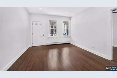 289 Hathaway Street, Wallington, NJ 07057 - Photo 5