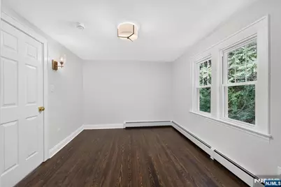 289 Hathaway Street, Wallington, NJ 07057 - Photo 33