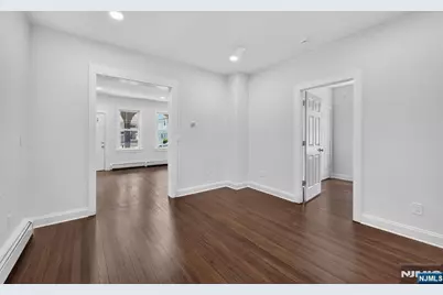 289 Hathaway Street, Wallington, NJ 07057 - Photo 13