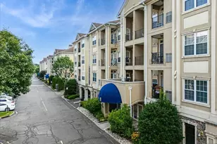 8205 Harcourt 8205, Clifton, NJ 07013 - Photo 39