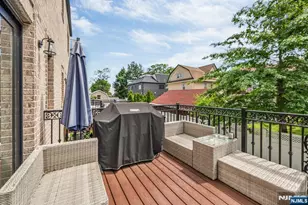 34 Lafayette Ave, Cliffside Park, NJ 07010 - Photo 17