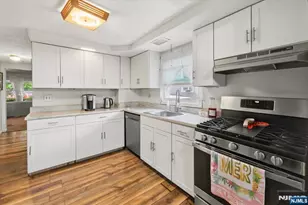 203 Willow Ave, Hackensack, NJ 07601 - Photo 9