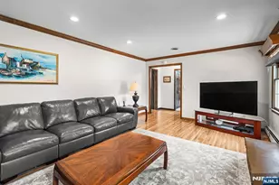 86 S Colonial Dr, Harrington Park, NJ 07640 - Photo 9
