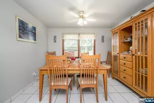 35 Werneking Pl, Little Ferry, NJ 07643 - Photo 9