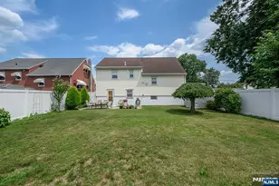 35 Werneking Pl, Little Ferry, NJ 07643 - Photo 33