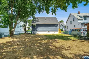 429 Wheatsheaf Rd, Roselle, NJ 07203 - Photo 33