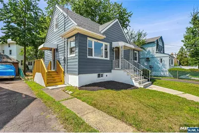 429 Wheatsheaf Road, Roselle, NJ 07203 - Photo 5
