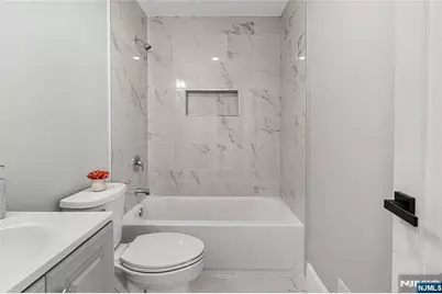 429 Wheatsheaf Road, Roselle, NJ 07203 - Photo 23