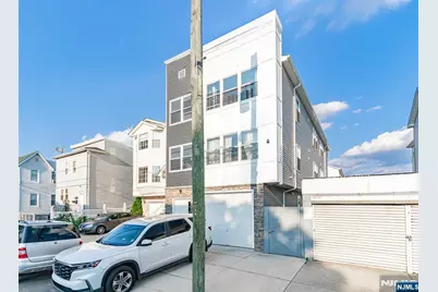295 N 10th Street, Newark, NJ 07107 - Photo 3