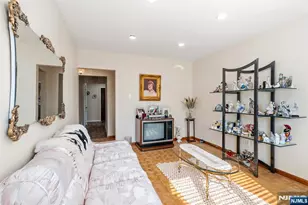 92 Phillips Ave, South Hackensack Township, NJ 07606 - Photo 7