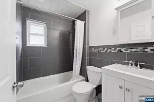 233 Maple St, Kearny, NJ 07032 - Photo 15