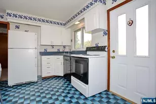 91 Rose Ave, Woodcliff Lake, NJ 07677 - Photo 7