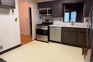 1008 Windsor Rd, Teaneck Township, NJ 07666 - Photo 3