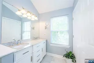 20 Bobolink Ct, Wayne, NJ 07470 - Photo 29