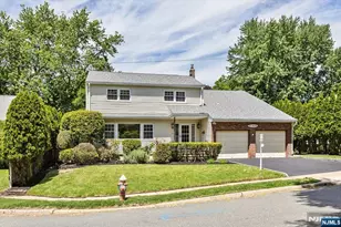 619 Cadmus Ct, Teaneck Township, NJ 07666 - Photo 37