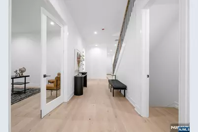 39 Feldman Court, Paramus, NJ 07652 - Photo 13