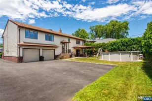 15 Aka 15 Bogert Pl, Clifton, NJ 07013 - Photo 23