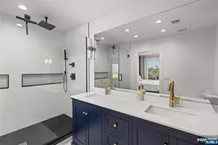 7 Oakdene Terrace 7, Edgewater, NJ 07020 - Photo 21