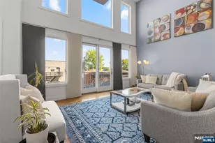 7 Oakdene Terrace 7, Edgewater, NJ 07020 - Photo 3
