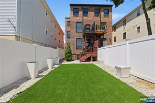 252 Mt Pleasant Ave, Newark, NJ 07104 - Photo 21