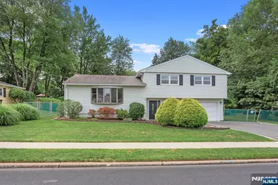 211 Park Avenue, Emerson, NJ 07630 - Photo 1