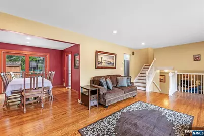 211 Park Avenue, Emerson, NJ 07630 - Photo 11