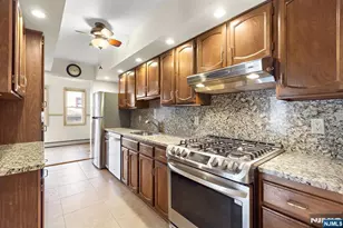 540 Highridge Ave, Cliffside Park, NJ 07010 - Photo 5