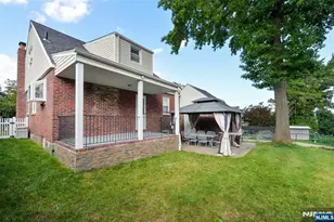 56 Dohrman Ave, Teaneck Township, NJ 07666 - Photo 7