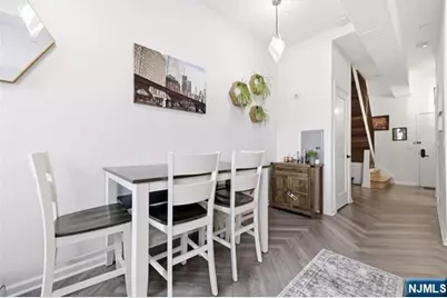 142 Charles Street 403 #403, Jersey City, NJ 07307 - Photo 5