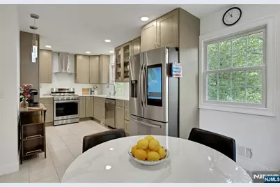 9 Brookstone Circle, Parsippany, NJ 07950 - Photo 21